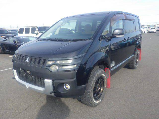 Mitsubishi Delica D5 2.4 G POWER PACKAGE 4WD Fresh Import MPV Petrol Black