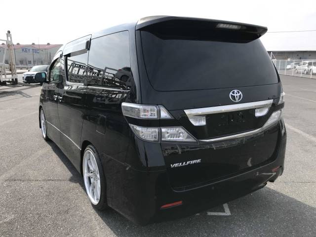 2011 Toyota Vellfire 2.4Z Platinum Selection 2 Auto 7 Seat