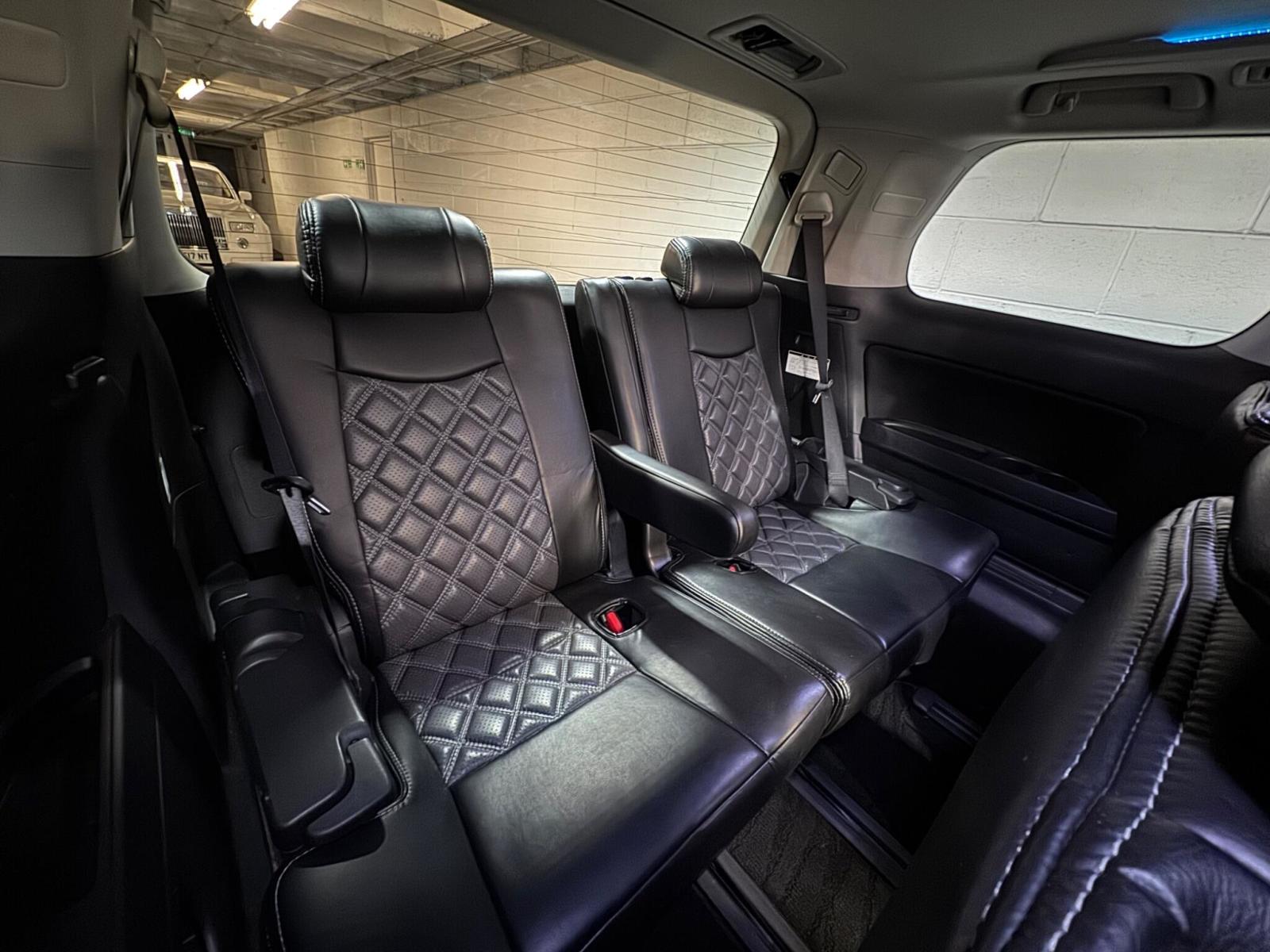 TOYOTA VELLFIRE 2.4Z 7 SEAT AUTO JDM VIP SHOW CAR ULEZ 2009 59 FRESH...