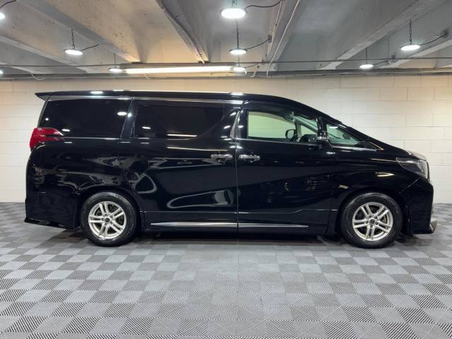 2015 Toyota Alphard 4WD 2.5S C Package ULEZ 7 Seat Auto