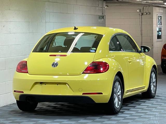 2015 Volkswagen Beetle 1.2 TSI BlueMotion Tech Design Hatchback 3dr Petrol DSG Euro 6 (s/s) (105 ps)