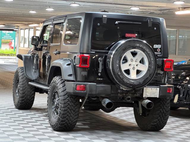 2015 Jeep Wrangler 3.6 V6 Sahara SUV 4dr Petrol Auto 4WD Euro 6 (280 bhp)