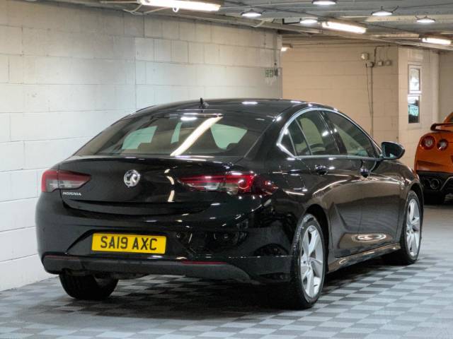 2019 Vauxhall Insignia 2.0 Turbo D SRi Vx-line Nav 5dr