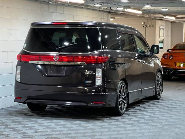 2010 Nissan Elgrand 3.5 350 Highway Star Twin SUNROOF ULEZ