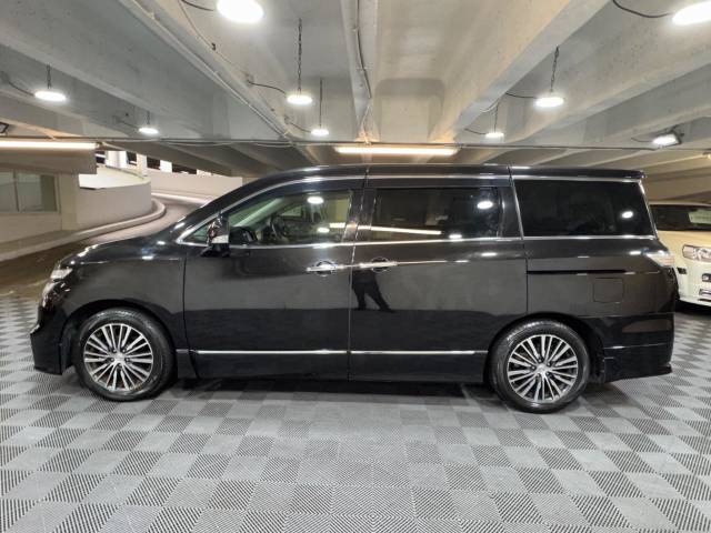 2014 Nissan Elgrand 2.5 250 Highway Star Auto 7 Seat ULEZ