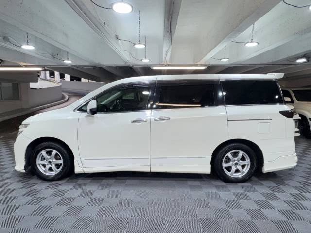 2013 Nissan Elgrand 2.5 250 Highway Star FULL IMPUL CAR ULEZ