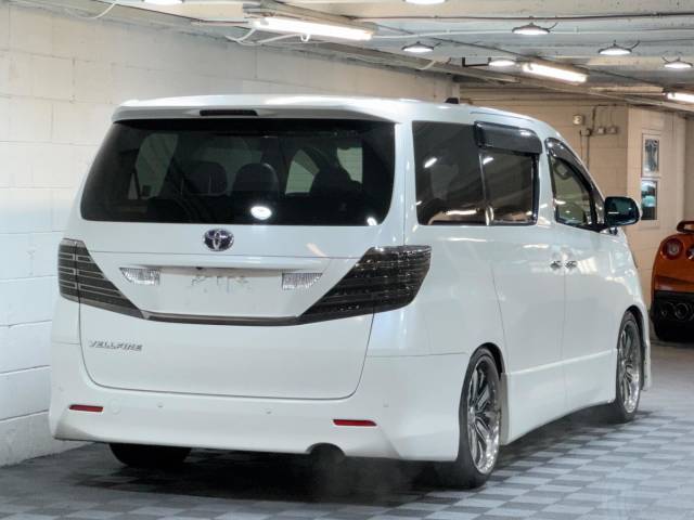 2010 Toyota Vellfire 2.4Z Platinum Selection 2 Auto 7 Seat
