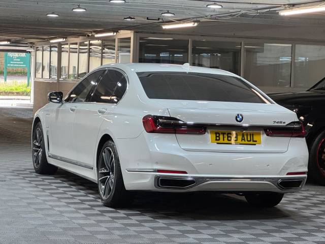 2019 BMW 7 Series 3.0 745e 4dr Auto