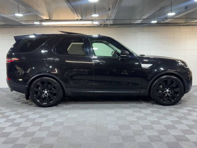 2020 Land Rover Discovery 3.0 SD6 HSE Luxury 5dr Auto