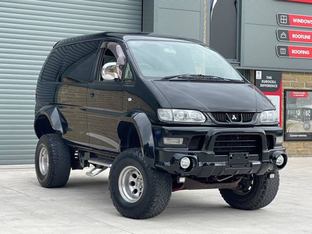 1996 Mitsubishi Delica Spacegear 3.0 V6 Active Field ED Lifted