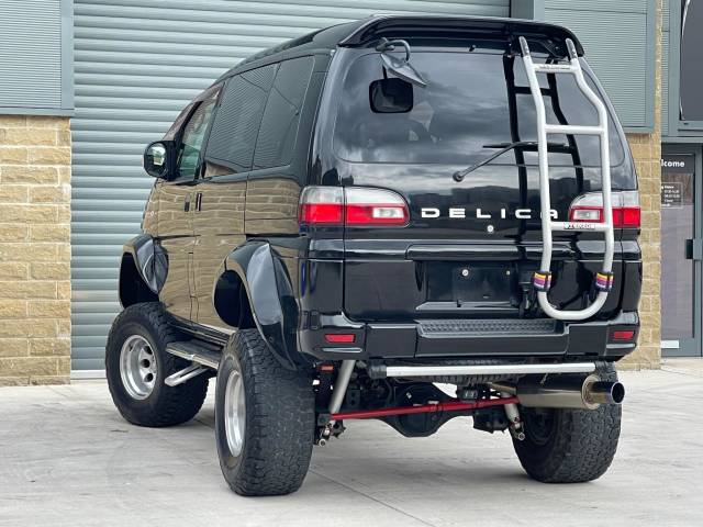 1996 Mitsubishi Delica Spacegear 3.0 V6 Active Field ED Lifted