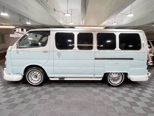 2008 Toyota Hiace Deluxe 3.0 Turbo Diesel Auto Long Retro