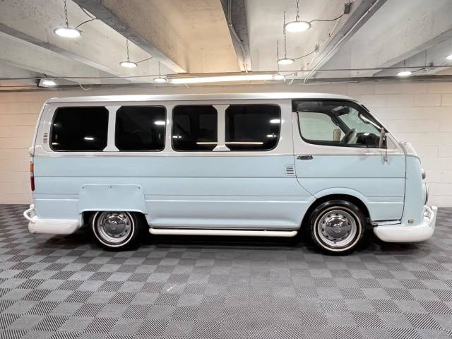 2008 Toyota Hiace Deluxe 3.0 Turbo Diesel Auto Long Retro
