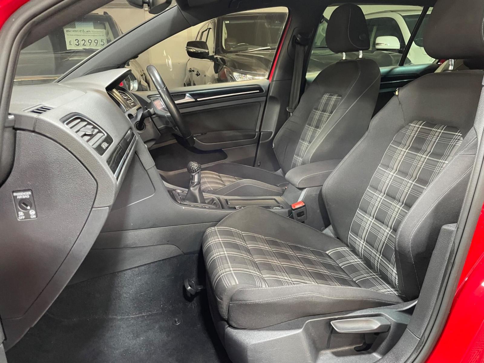 VOLKSWAGEN GOLF 2.0 TDI GTD 5DR NAV 2016 66 SAT NAV 6 SPD H...