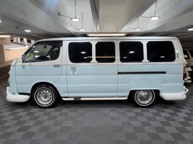 2008 Toyota Hiace Deluxe 3.0 Turbo Diesel Auto Long Retro