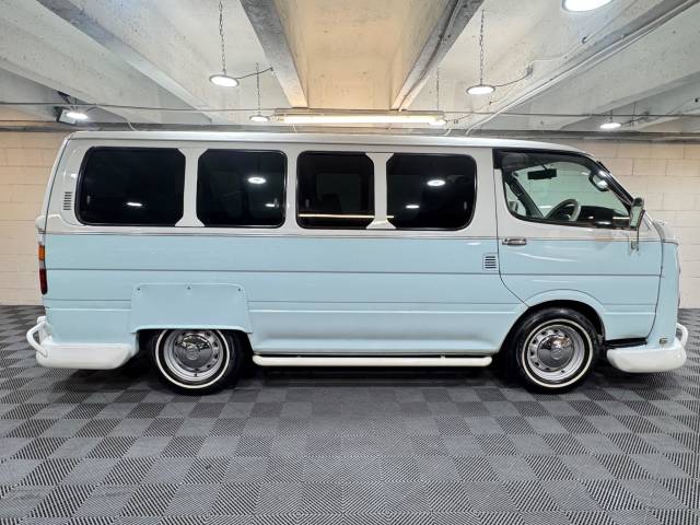 2008 Toyota Hiace Deluxe 3.0 Turbo Diesel Auto Long Retro