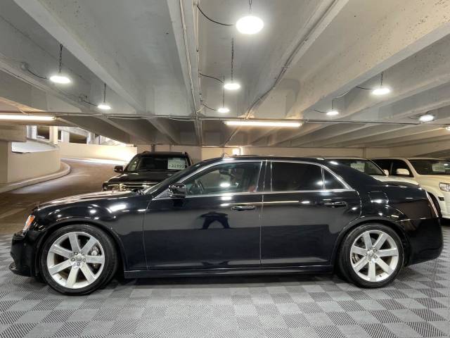 2013 Chrysler 300C 6.4 V6 SRT-8 HEMI [Gen 2] RHD Auto 4dr