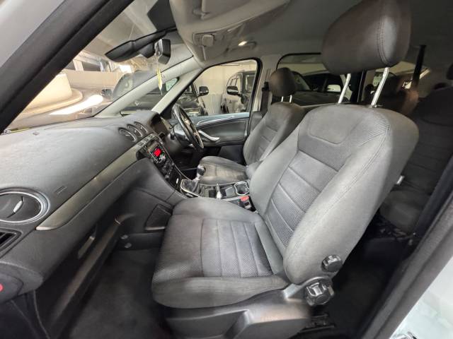2015 Ford S-MAX 2.0 TDCi 163 Titanium 5dr