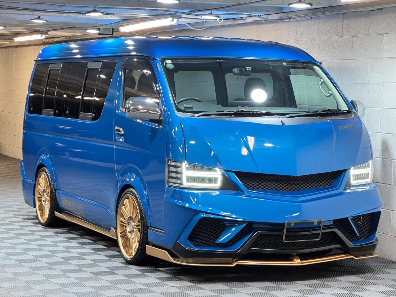 2010 Toyota Hiace