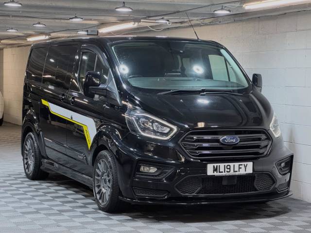 Ford Transit Custom 2.0 EcoBlue 170ps Low Roof D/Cab Limited Van Auto Panel Van Diesel BLACK
