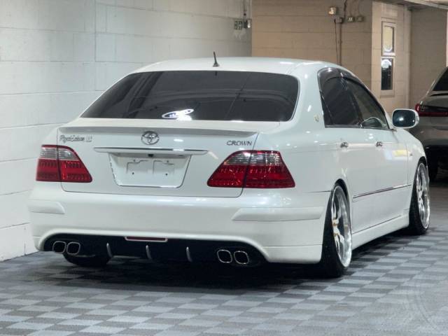 2005 Toyota Crown 3.0 V6 Royal Saloon G JDM VIP STANCED