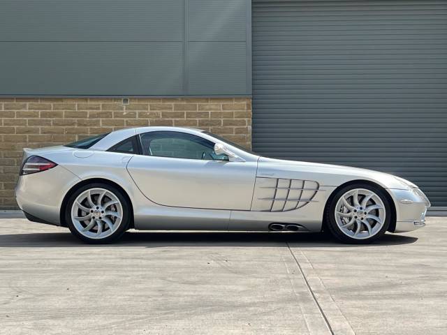 2005 Mercedes-Benz SLR McLaren 5.4 V8 2dr