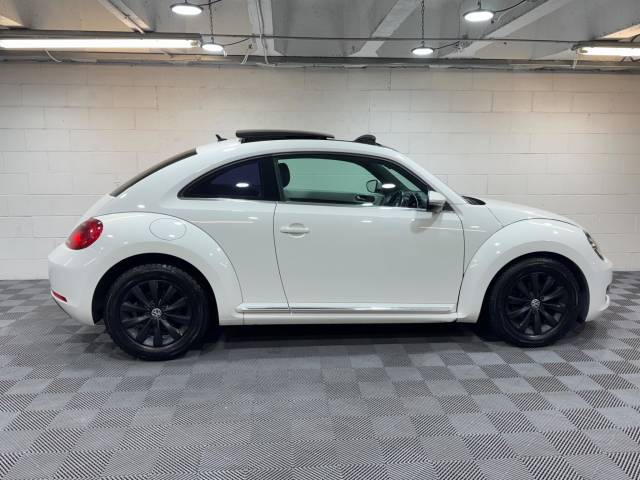 2014 Volkswagen Beetle 1.2 TSI BlueMotion Tech Design Hatchback 3dr Petrol DSG Euro 6 (s/s) (105 ps)