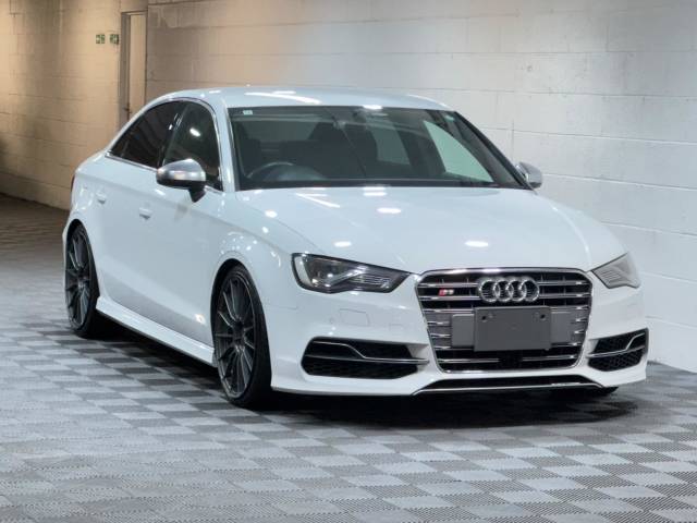 Audi S3 2.0 TFSI Saloon 4dr Petrol S Tronic quattro Euro 6 (s/s) (Nav) (300 ps) Saloon Petrol Ibis White