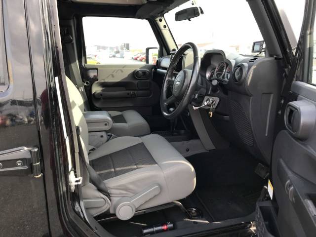 2010 Jeep Wrangler 3.8 V6 Rubicon Unlimited SUV 4dr Petrol Auto 4WD Euro 5 (196 ps)