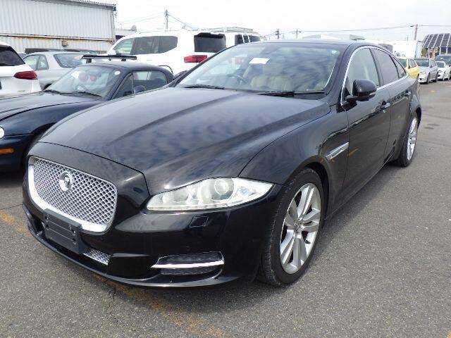 2010 Jaguar Xj 5.0 V8 Premium Luxury Saloon 4dr Petrol Auto Euro 5 (385 ps)
