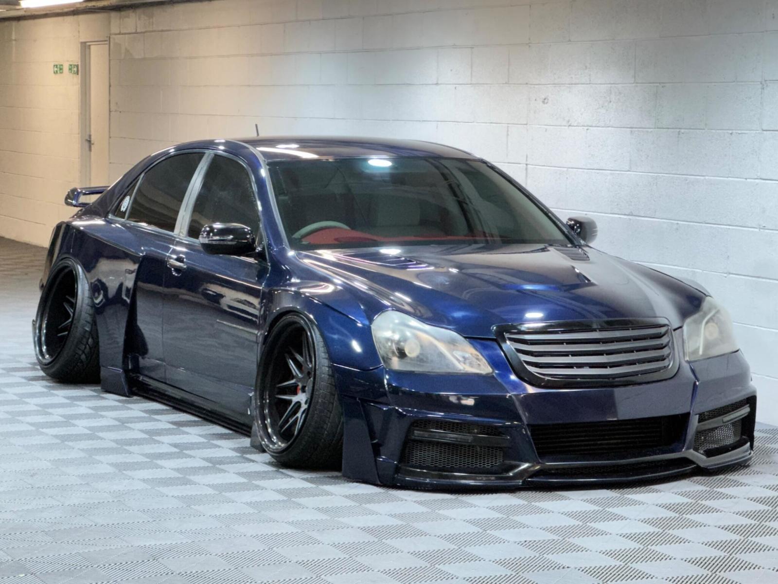2004 Toyota Crown