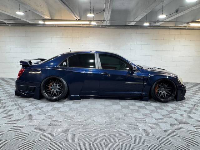 2004 Toyota Crown Majesta 4.3 V8 A Type JDM WIDEBODY KIT
