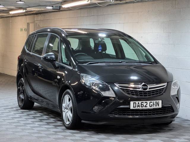 Vauxhall Zafira Tourer 1.4T Exclusiv 5dr MPV Petrol BLACK