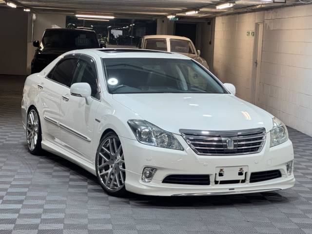 2012 Toyota Crown Hybrid G Package 3.5 V6 Auto MODELLISTA