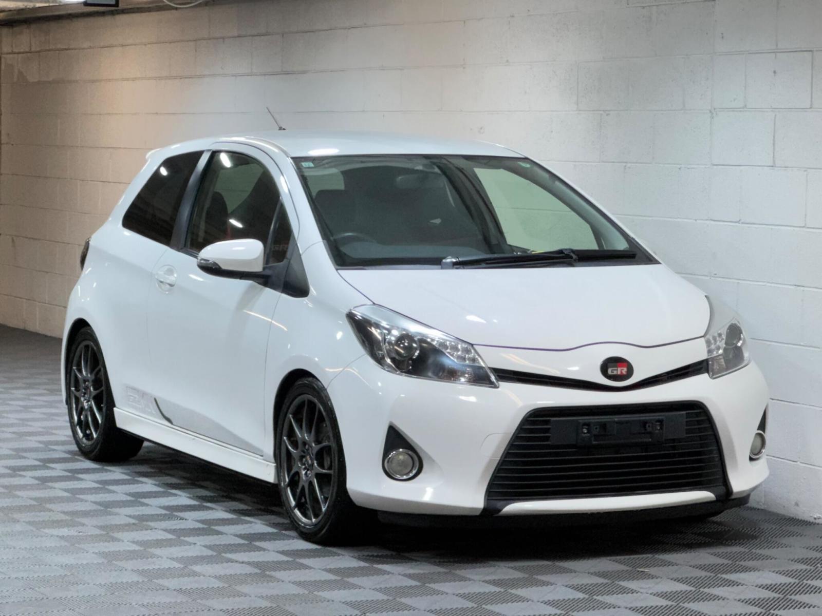 2013 Toyota Vitz