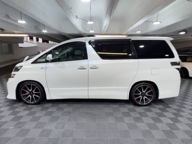 1947 Toyota Vellfire 2.0 2.4Z G's Gazoo Racing Edition 7 Seat
