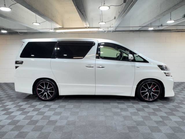 1947 Toyota Vellfire 2.0 2.4Z G's Gazoo Racing Edition 7 Seat