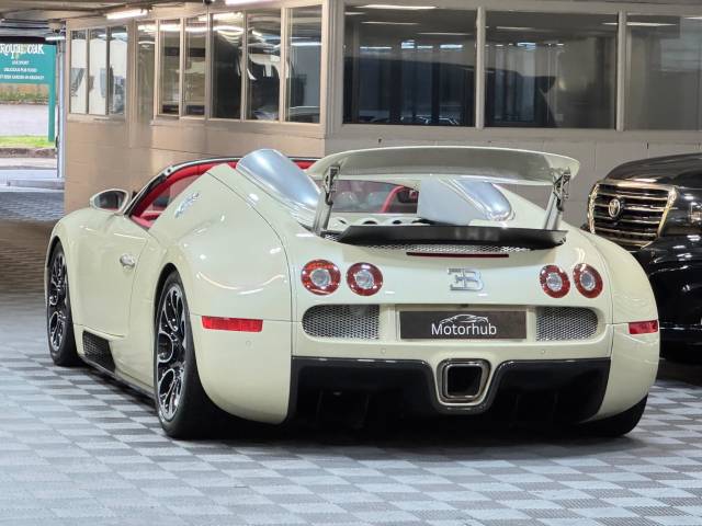 2010 Bugatti Veyron 8.0