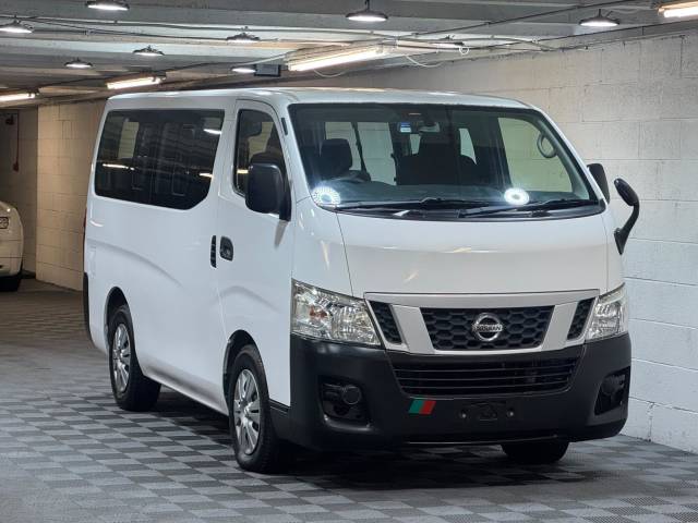 Nissan NV300 Caravan Minibus 2.5 Petrol Auto 10 Seat MPV Petrol White