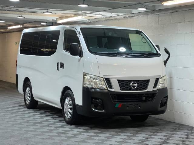 Nissan NV300 Caravan Minibus 2.5 Petrol Auto 10 Seat MPV Petrol White