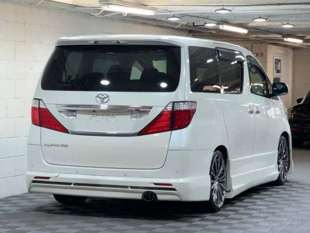 2010 Toyota Alphard 2.4 240S Premium Selection II 7 Seat Aut