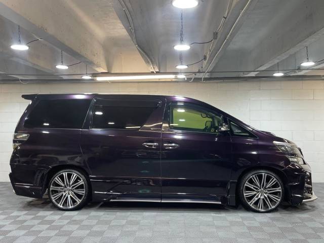 2013 Toyota Vellfire 2.4Z Golden Eyes II 7 Seat SHOW CAR SPEC