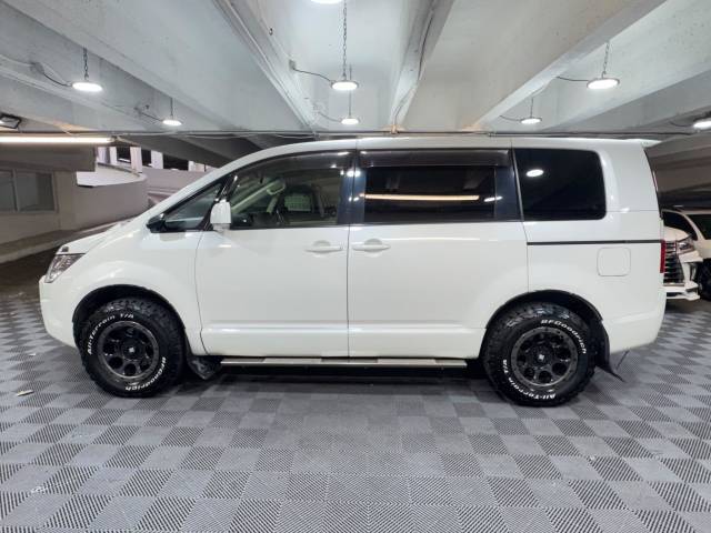 2015 Mitsubishi Delica D5 2.2 Diesel G POWER PACKAGE 8Seat ULEZ