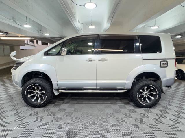 2010 Mitsubishi Delica 2.4 D5 4WD CHAMONIX PACKAGE 7 SEAT ULEZ