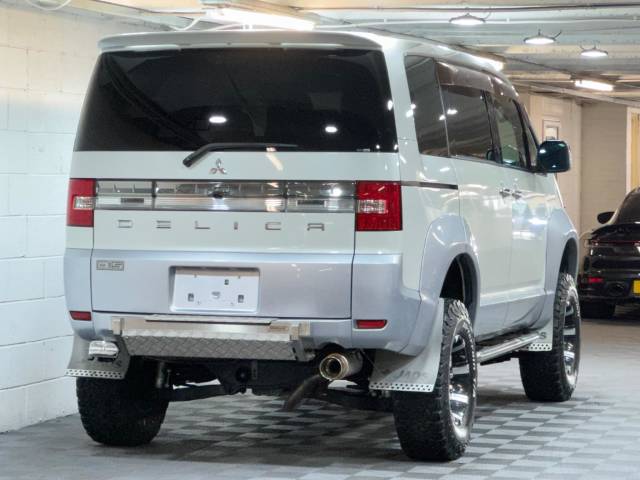 2010 Mitsubishi Delica 2.4 D5 4WD CHAMONIX PACKAGE 7 SEAT ULEZ