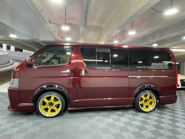 2005 Toyota Hiace GL 2.5 Turbo Diesel LWB AUTO 5 SEAT ULEZ