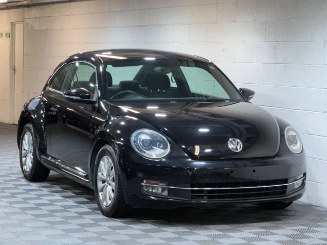 Volkswagen Beetle 1.2 TSI BlueMotion Tech Design Hatchback 3dr Petrol DSG Euro 6 (s/s) (105 ps) Hatchback Petrol Black
