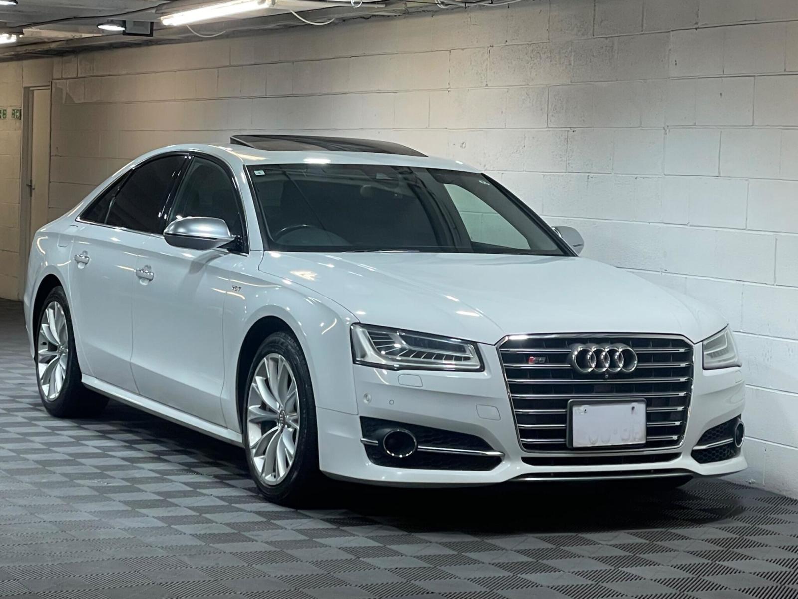 2014 Audi S8
