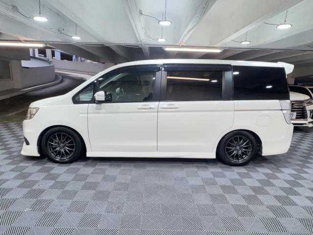 2011 Honda Stepwagon Spada 2.0 S Edition 8 Seat ULEZ Auto