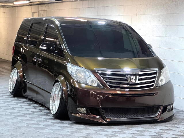 Toyota Alphard 2.4 240S Premium Selection II Type Gold MPV Petrol Bronze
